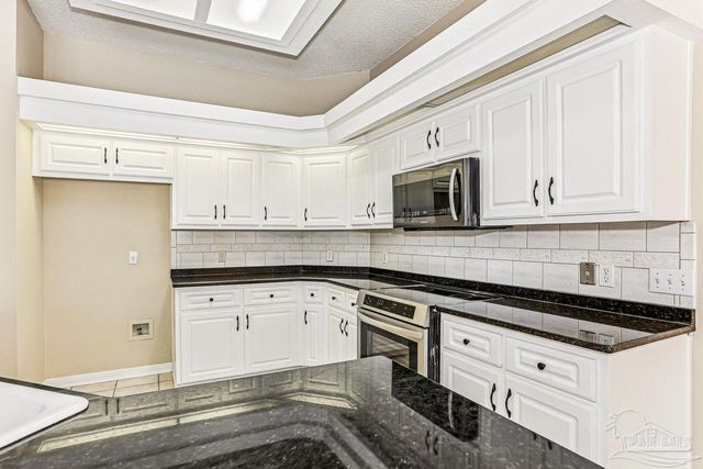 1175 Mary Kate Dr, Gulf Breeze, FL 32563