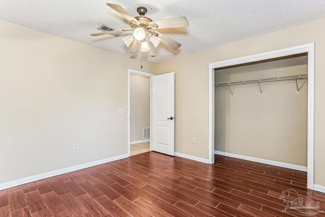 1175 Mary Kate Dr, Gulf Breeze, FL 32563