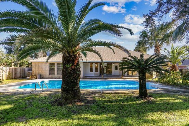 1175 Mary Kate Dr, Gulf Breeze, FL 32563