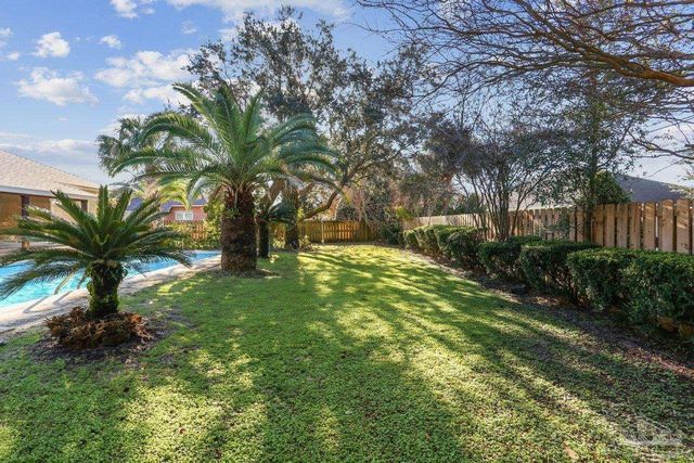 1175 Mary Kate Dr, Gulf Breeze, FL 32563