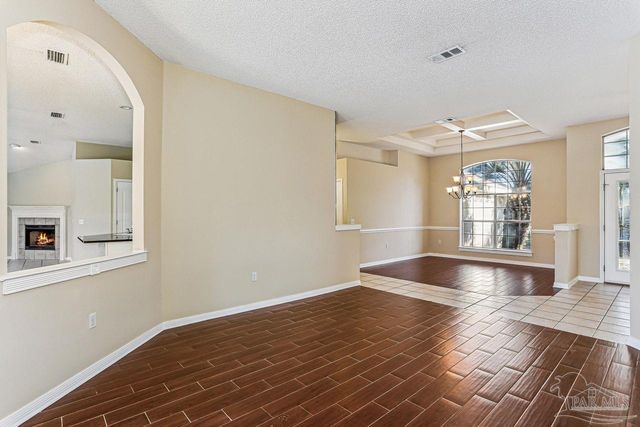 1175 Mary Kate Dr, Gulf Breeze, FL 32563