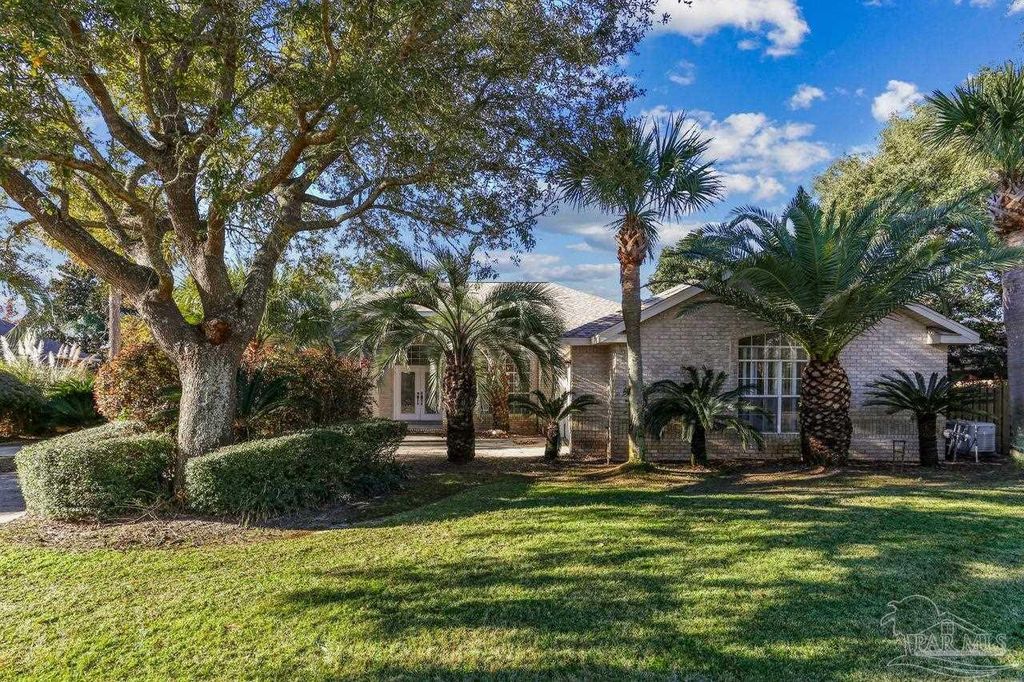 1175 Mary Kate Dr, Gulf Breeze, FL 32563