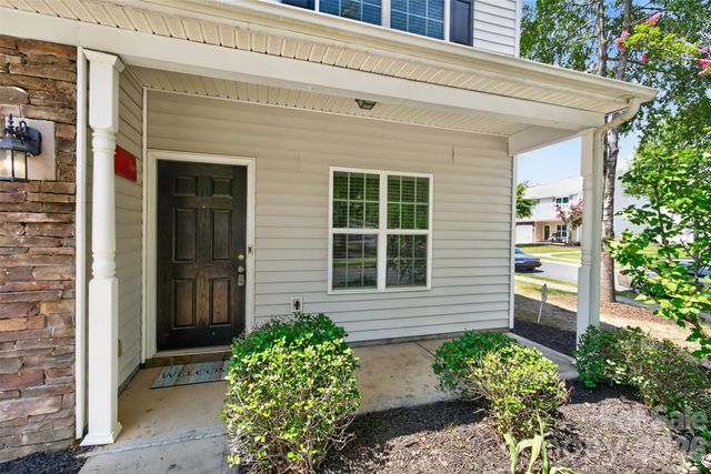 13904 Singleleaf Lane, Charlotte, NC 28278