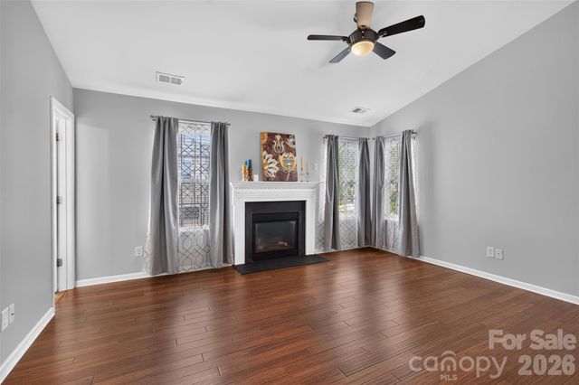 13904 Singleleaf Lane, Charlotte, NC 28278