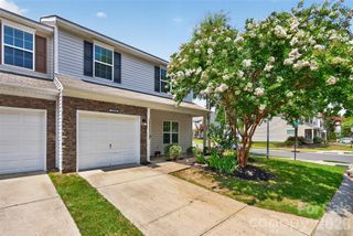 13904 Singleleaf Lane, Charlotte, NC 28278