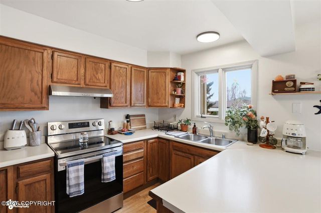 3326 Starlite Circle, Anchorage, AK 99517