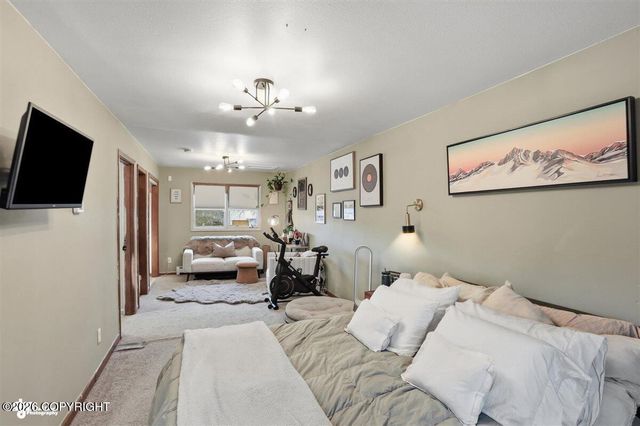 3326 Starlite Circle, Anchorage, AK 99517