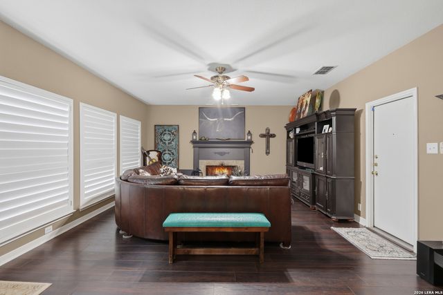 15607 Mission Crst, San Antonio, TX 78232