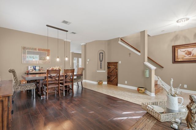 15607 Mission Crst, San Antonio, TX 78232