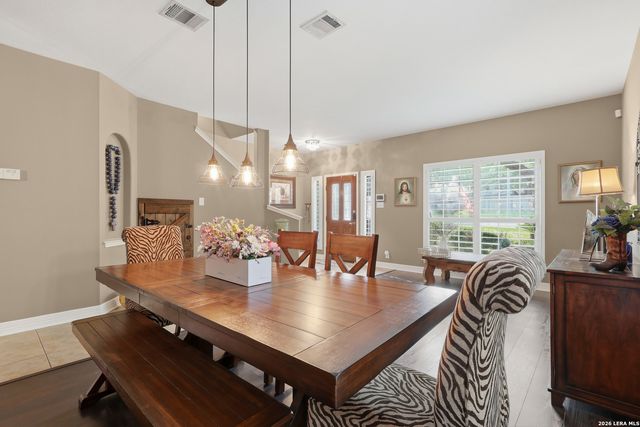 15607 Mission Crst, San Antonio, TX 78232