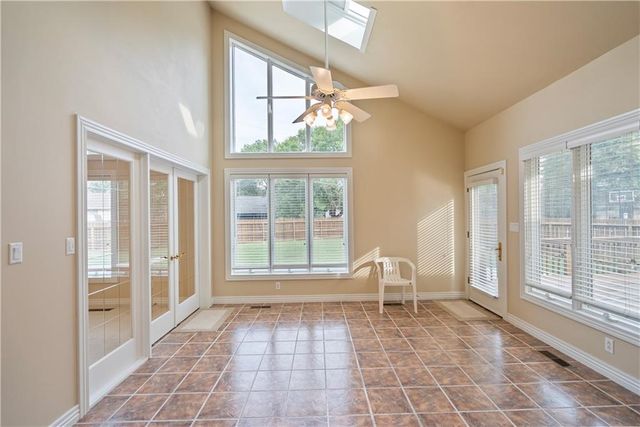 707 Quail Creek Road, Parsons, KS 67357