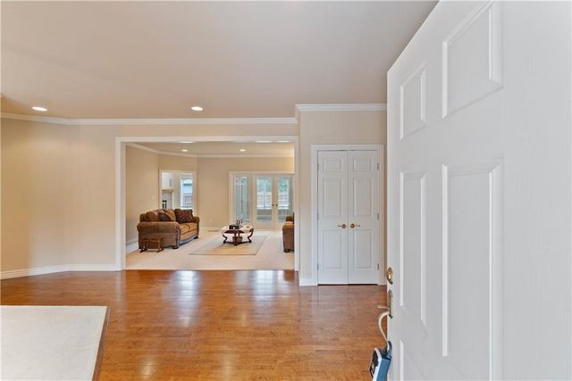 707 Quail Creek Road, Parsons, KS 67357