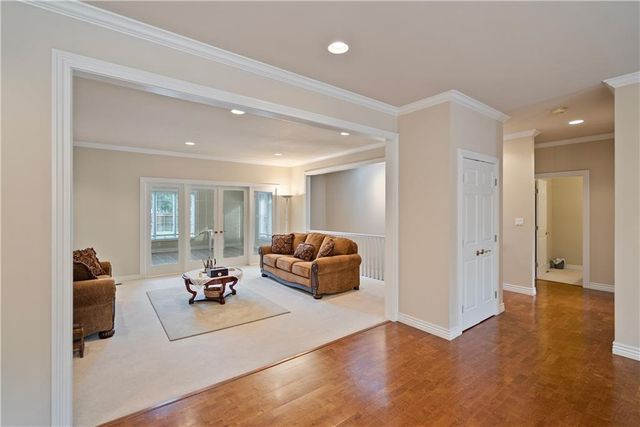 707 Quail Creek Road, Parsons, KS 67357