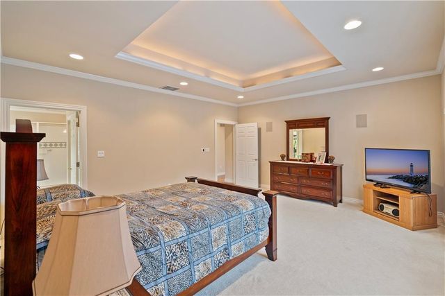 707 Quail Creek Road, Parsons, KS 67357