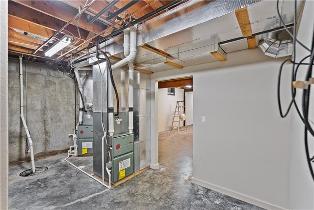 707 Quail Creek Road, Parsons, KS 67357