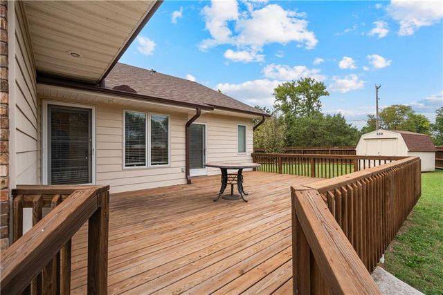 707 Quail Creek Road, Parsons, KS 67357