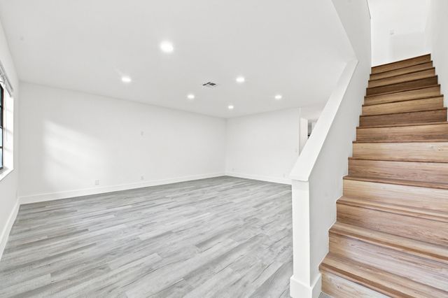 621 NW 47th Street, Deerfield Beach, FL 33064