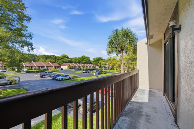 621 NW 47th Street, Deerfield Beach, FL 33064