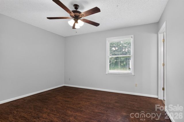 2504 Ashford Drive, Newton, NC 28658
