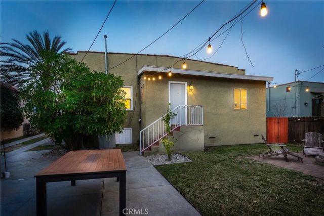 466 Wickliffe Drive, Pasadena, CA 91104