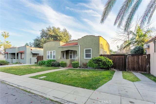 466 Wickliffe Drive, Pasadena, CA 91104