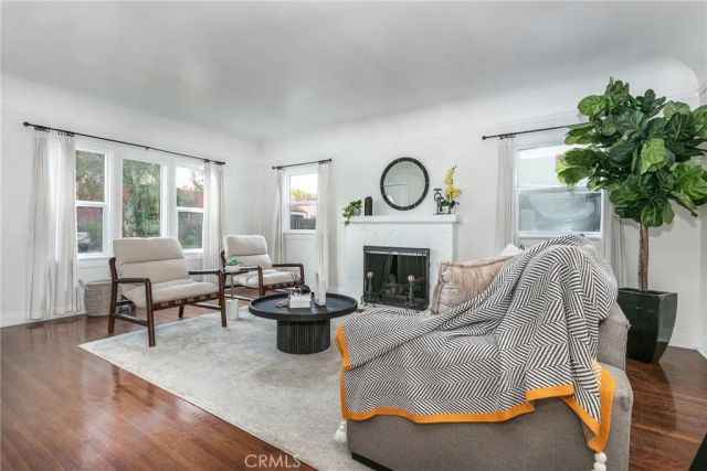 466 Wickliffe Drive, Pasadena, CA 91104