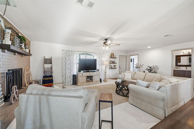 3781 Fm 151, Whitewright, TX 75491