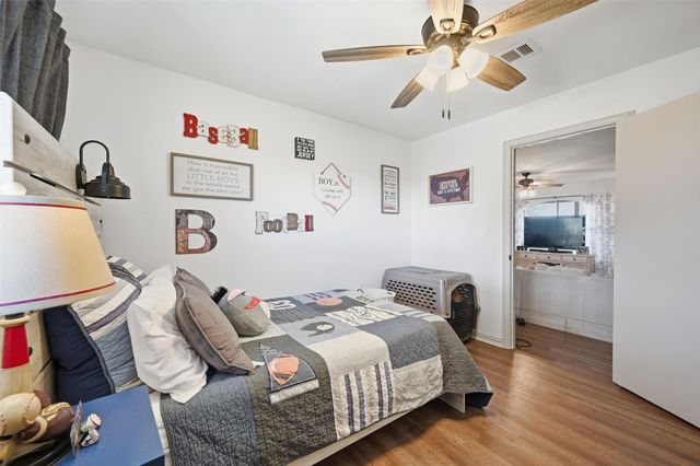 3781 Fm 151, Whitewright, TX 75491