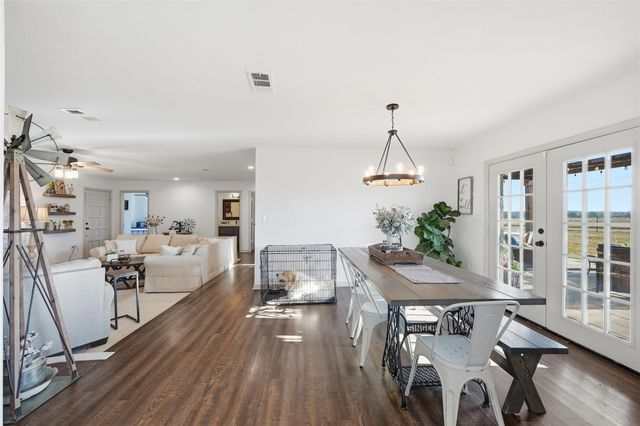 3781 Fm 151, Whitewright, TX 75491