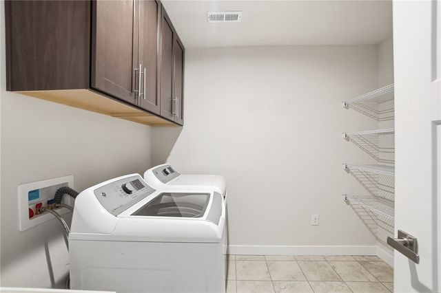 11075 Elk Creek Drive, Washington Twp, OH 45458