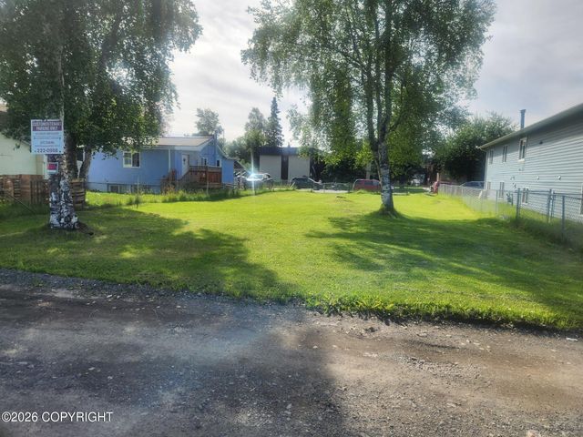 833 N Lane Street, Anchorage, AK 99508