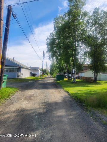 833 N Lane Street, Anchorage, AK 99508