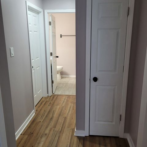 803 Garden Circle 7A, Streamwood, IL 60107