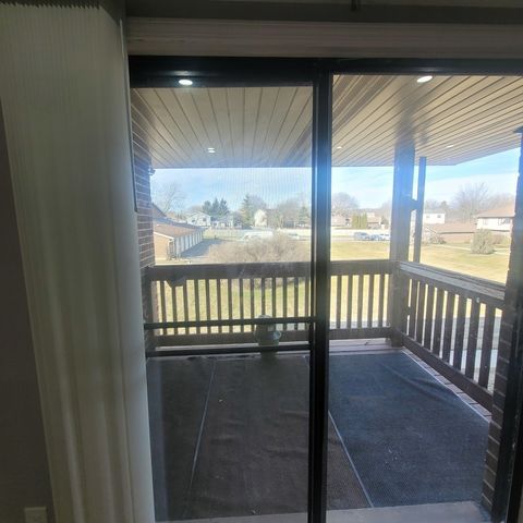 803 Garden Circle 7A, Streamwood, IL 60107