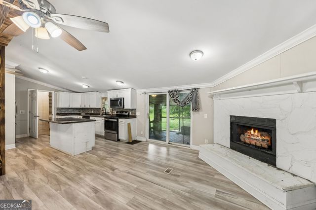 302 Hardee Road NE, Ludowici, GA 31316