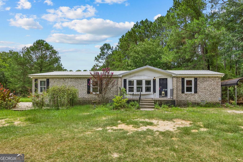 302 Hardee Road NE, Ludowici, GA 31316