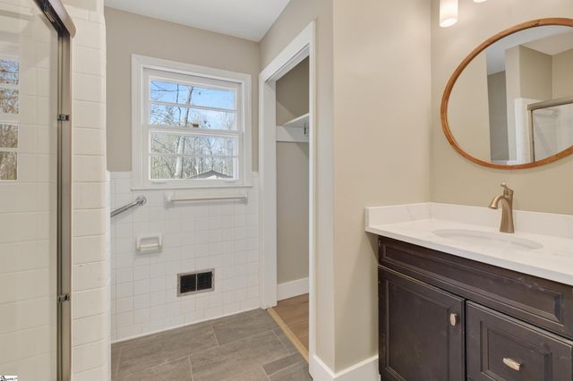612 Skippers Lodge Road, Cross Hill, SC 29332