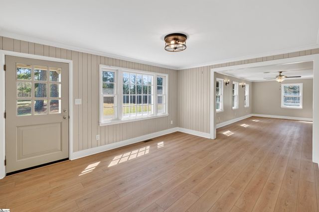 612 Skippers Lodge Road, Cross Hill, SC 29332