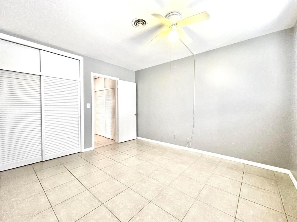 1021 Crystal Lake Drive 315, Deerfield Beach, FL 33064