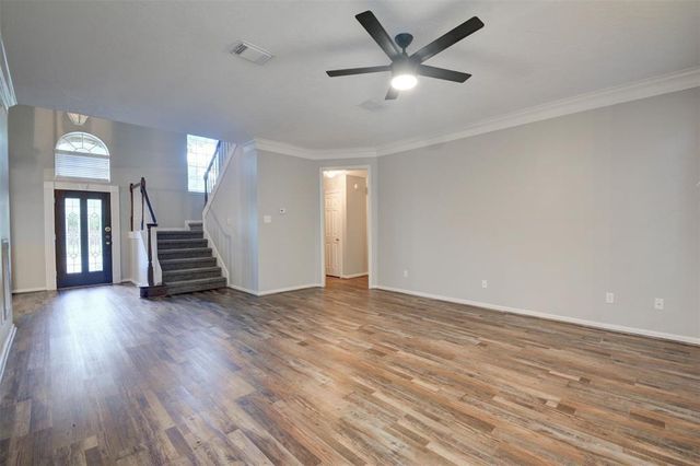 539 W North Hill Drive, Spring, TX 77388