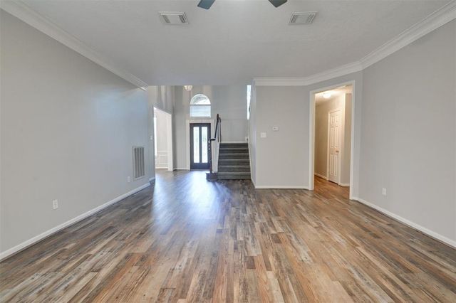 539 W North Hill Drive, Spring, TX 77388
