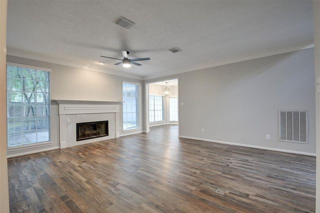 539 W North Hill Drive, Spring, TX 77388