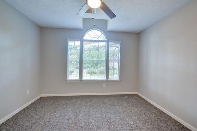 539 W North Hill Drive, Spring, TX 77388