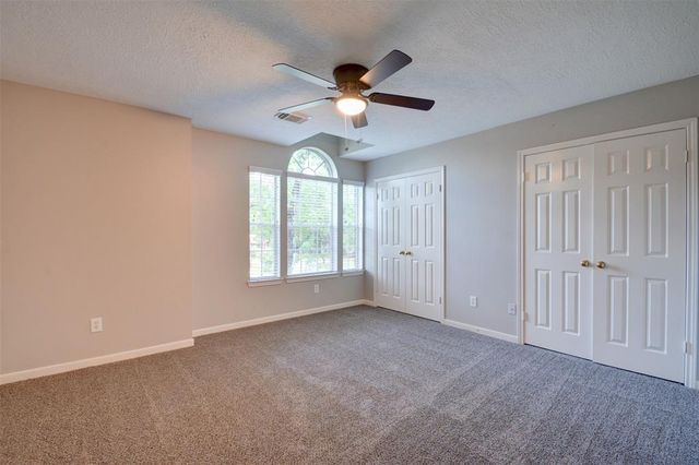 539 W North Hill Drive, Spring, TX 77388