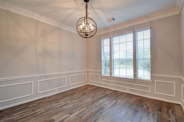 539 W North Hill Drive, Spring, TX 77388