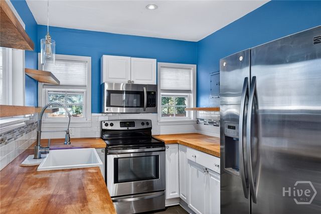 1330 E 54th Street, Savannah, GA 31404