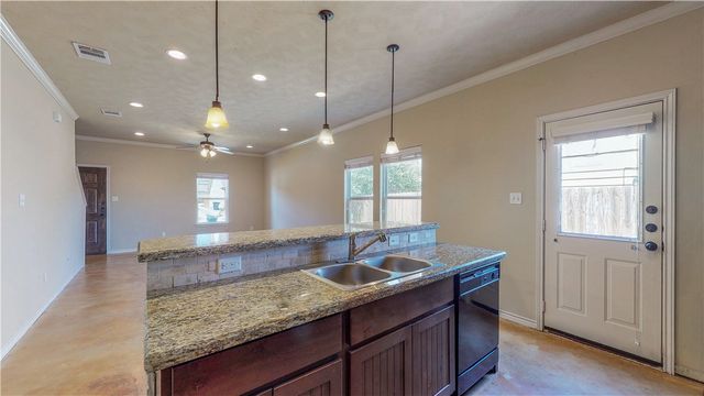 3410 Cullen Trail, College Station, TX 77845