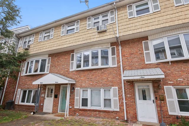 11 ELNA CT, Bayonne, NJ 07002