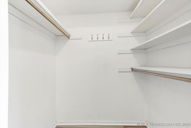 6 E 22nd Street B110, Tulsa, OK 74114