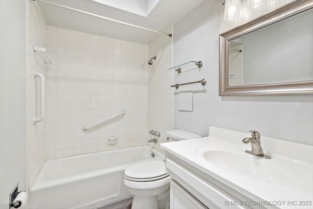 6 E 22nd Street B110, Tulsa, OK 74114